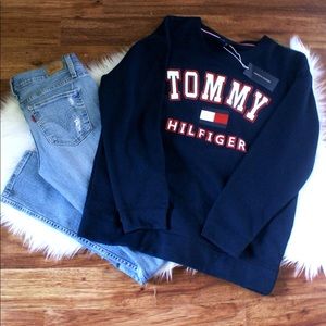 NWT TOMMY HILFIGER logo sweatshirt navy blue top